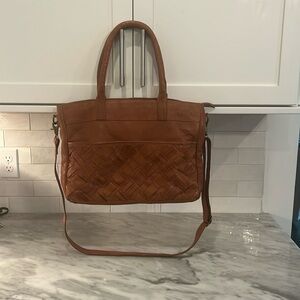 DAY & MOOD mee satchel in great condition